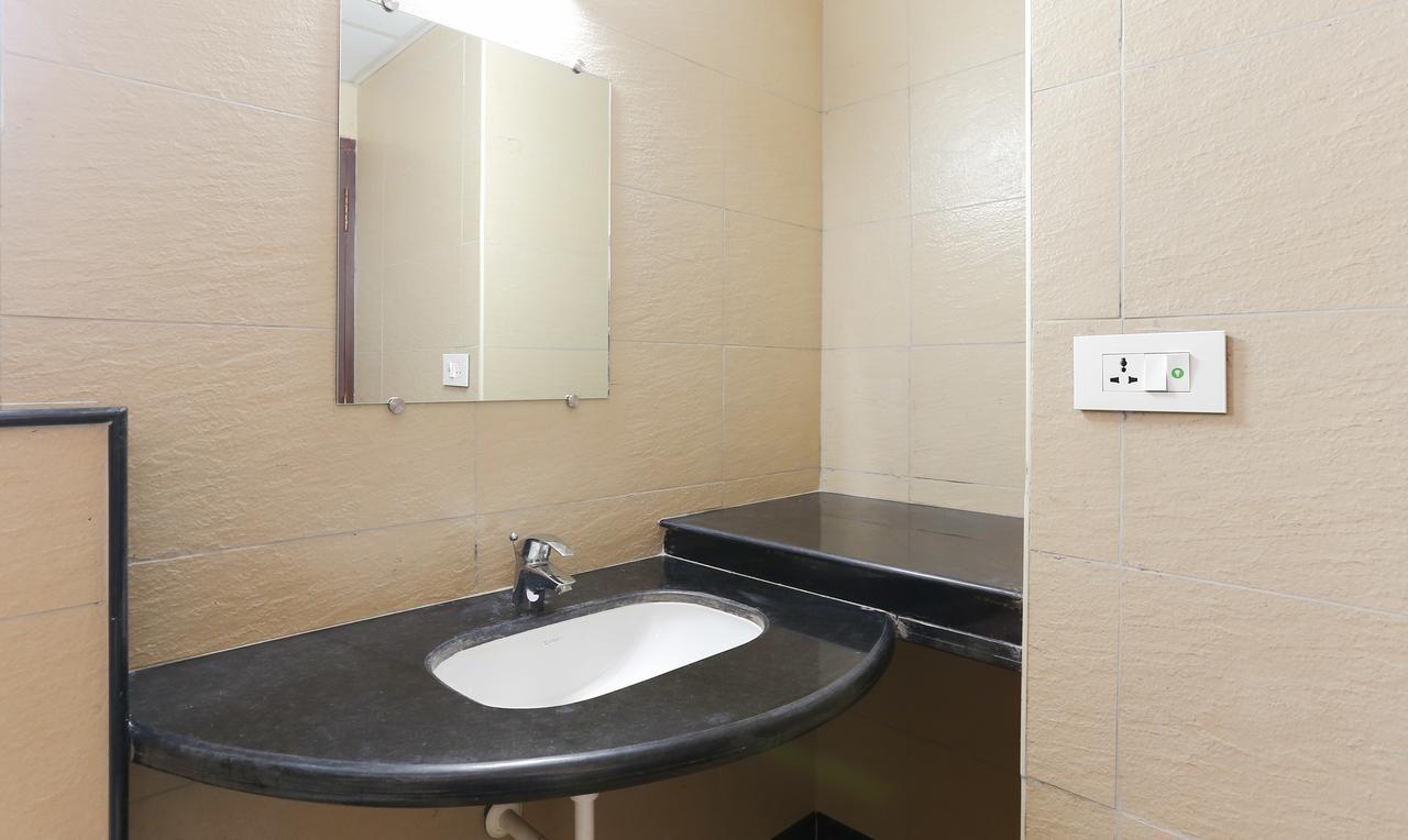 Hotel Treebo Trend Vijaya Grand à Udupi Extérieur photo