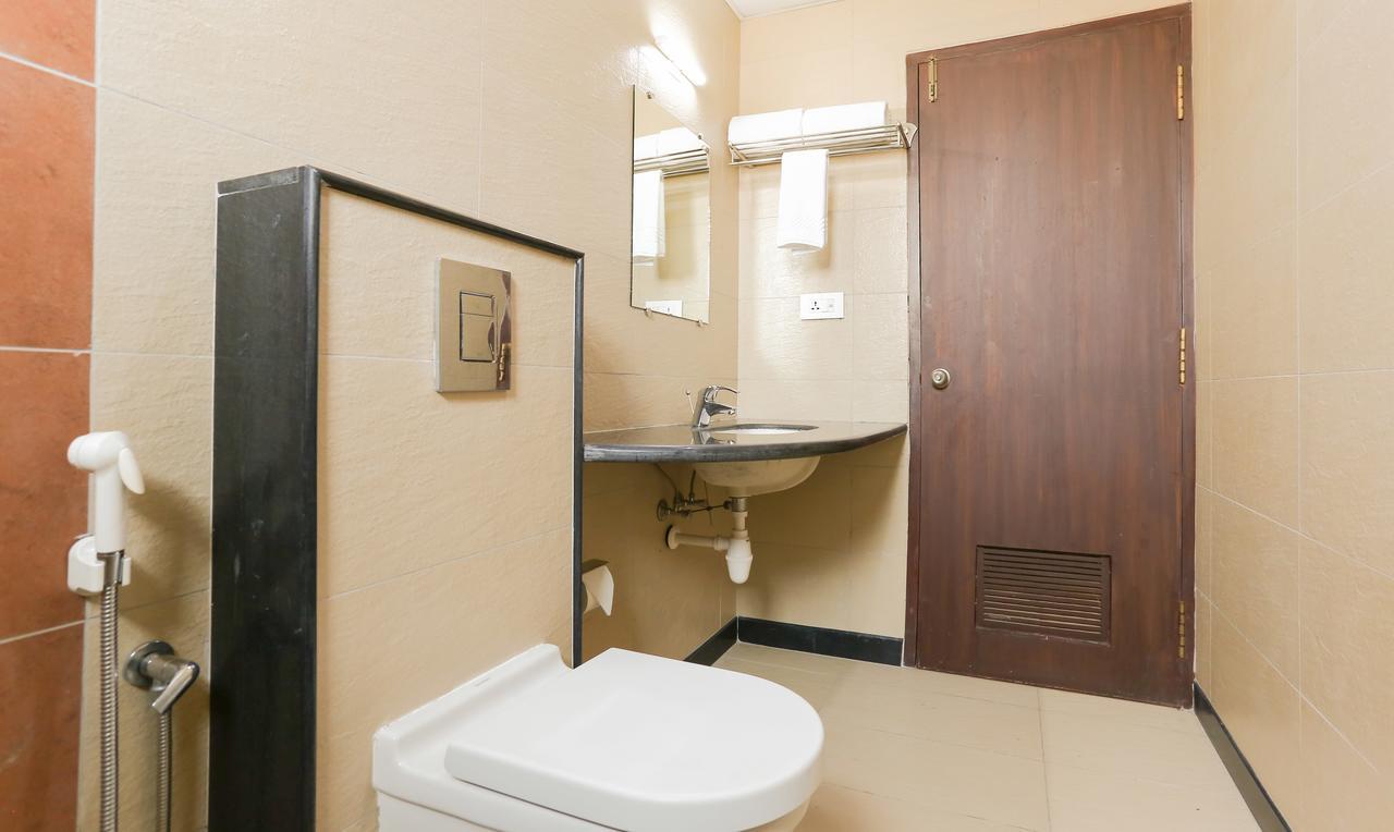 Hotel Treebo Trend Vijaya Grand à Udupi Extérieur photo
