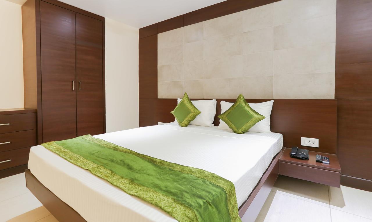Hotel Treebo Trend Vijaya Grand à Udupi Extérieur photo