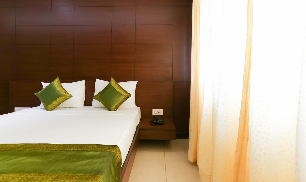 Hotel Treebo Trend Vijaya Grand à Udupi Extérieur photo